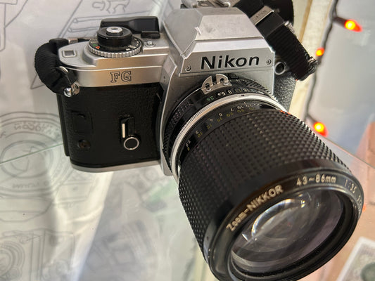 Nikon FG w/ 43-86mm Lens